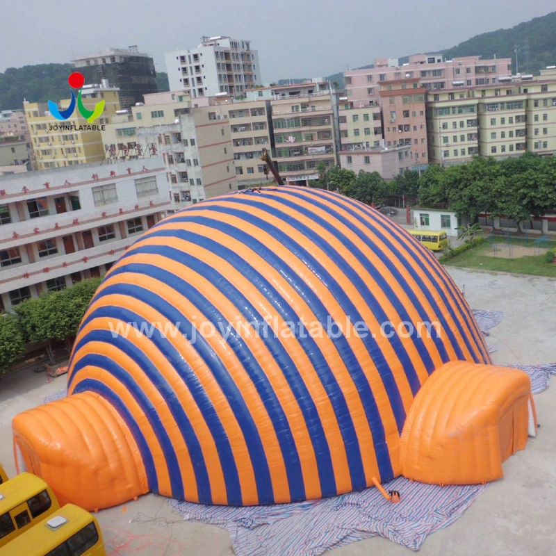 Tente gonflable de fête d'hiver pour grand événement extérieur 1