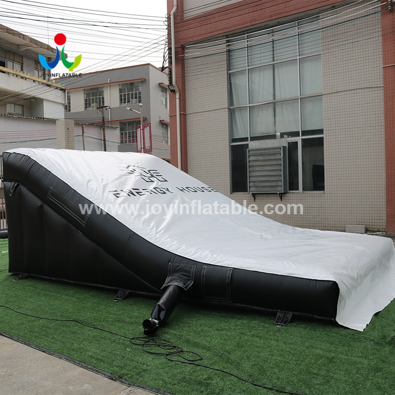 Inflatable Lander Air Bag A Safe Way To Practice Tricks 1