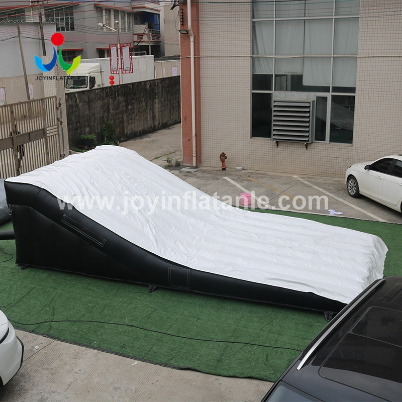Inflatable Landing AirBag for Bike  Ski Jump 1