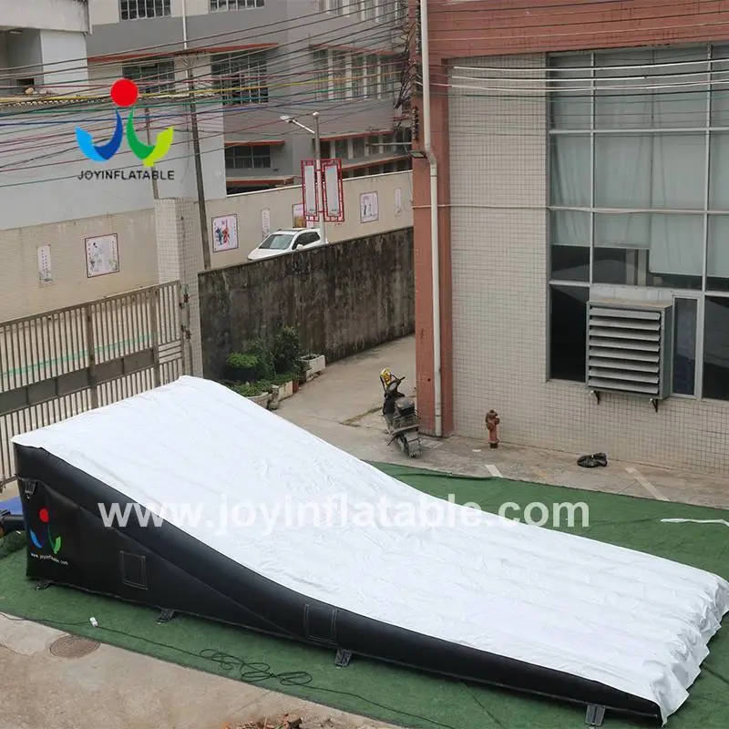 Mountain Bike Inflatable Airbag Ramps Landing 1