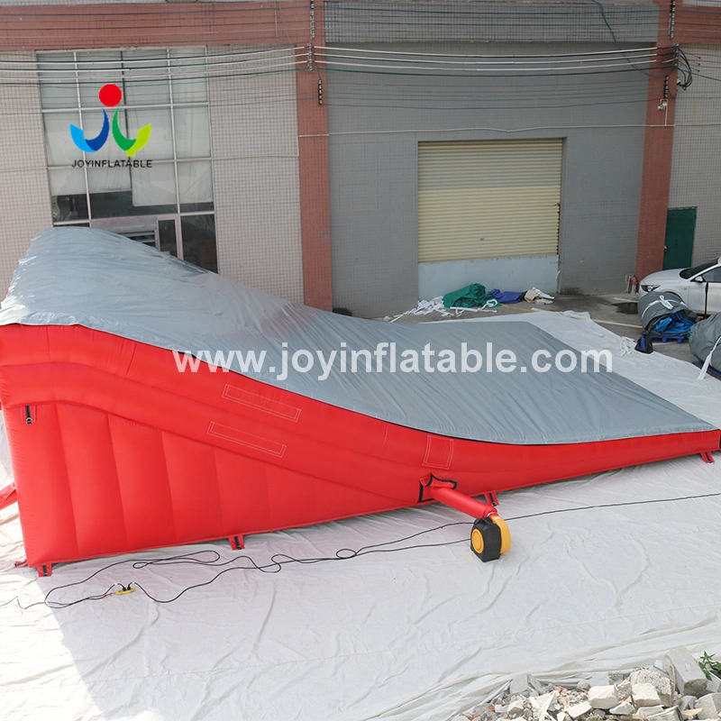 Inflatable Air Bag Lander For Stunt Bike 1
