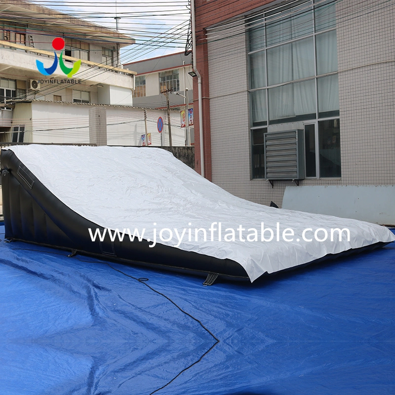 Extreme Sport Premium Safe Inflatable Stunt Airbag For MTB / BMX 1