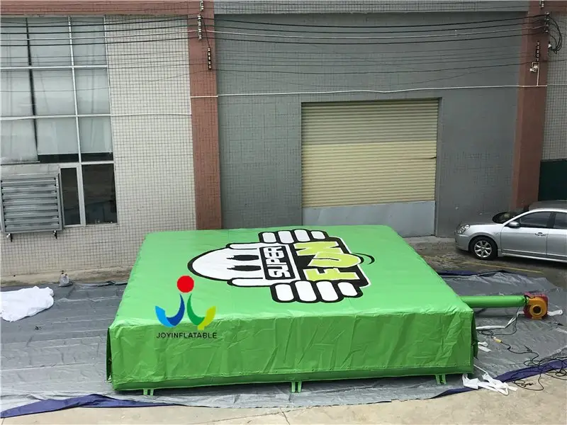 JOY inflatable Array image135