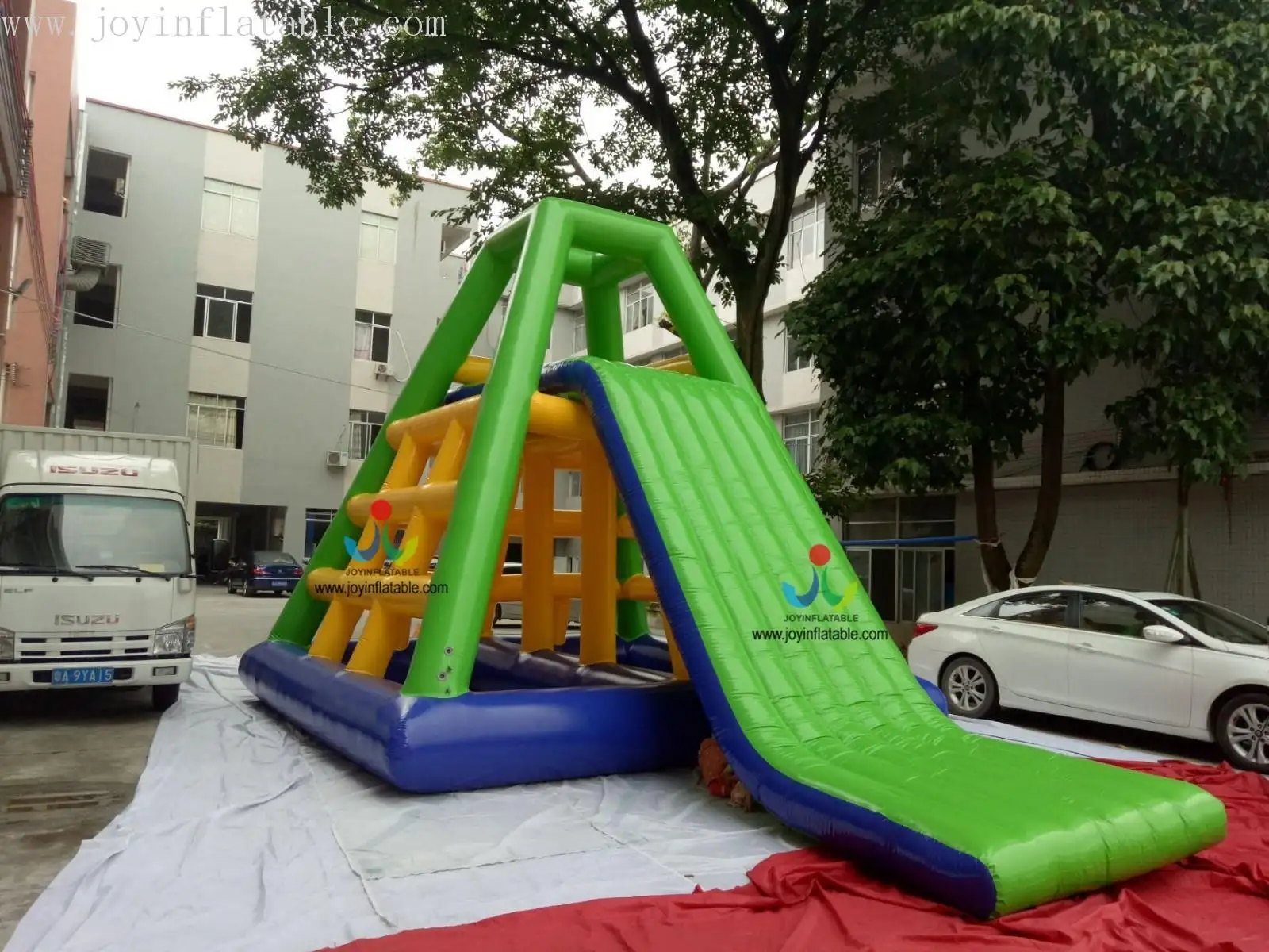 JOY inflatable blow inflatable floating water park factory for children 9