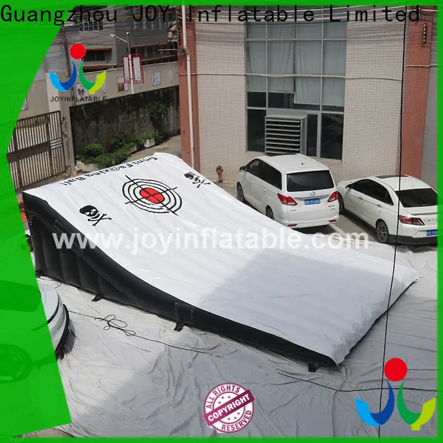 Custom made blow up crash mat manufacturer for skiing 1