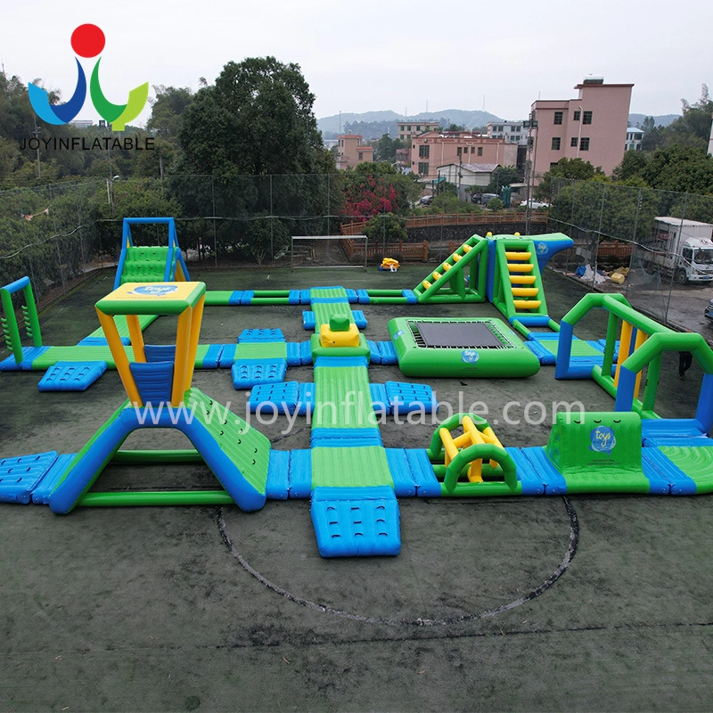 Parque acuático inflable gigante de playa para el verano 1