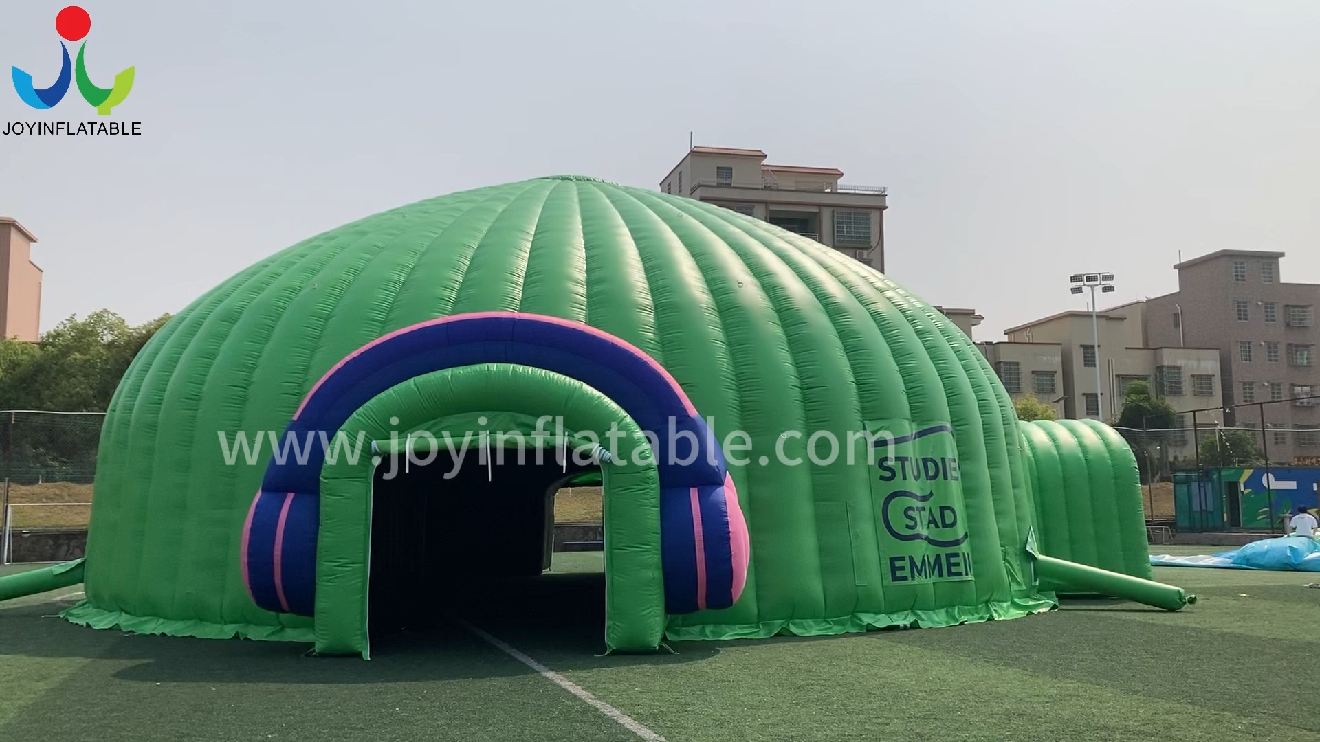 Inflatable Igloo Shape Dome Tent For Silent Disco Party 1