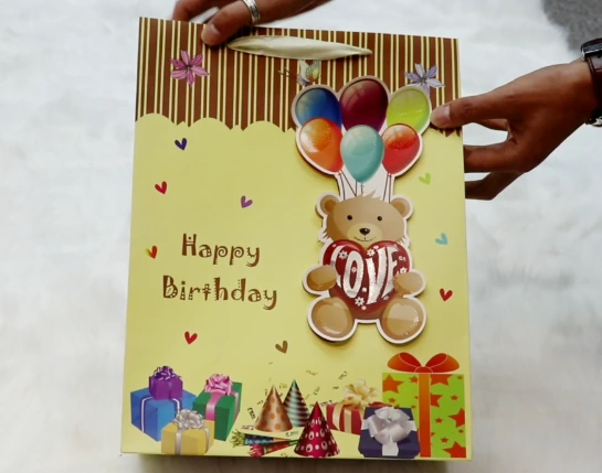 High Quality Custom Eco-Friendly 3D Cartoon Bear Birthday Gift Paper Bag With Handle 1
