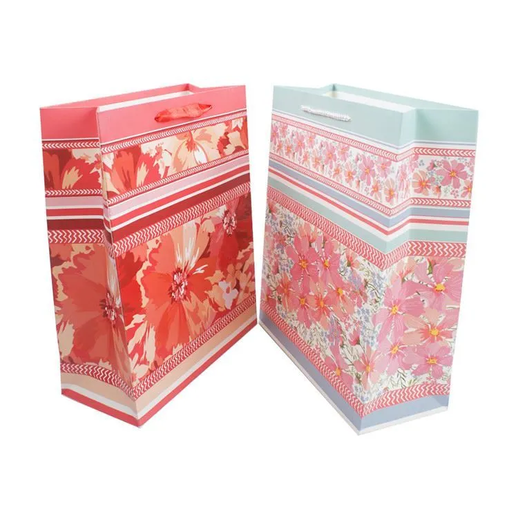 Excellent quality Attractive style uv printing decorative handmade gift paper bag for shopping 1
