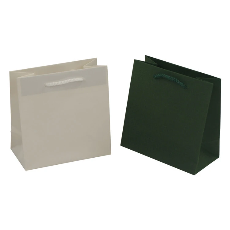 2019 pas cher fond carré papier kraft shopping porter corde poignée emballage sacs en papier 1