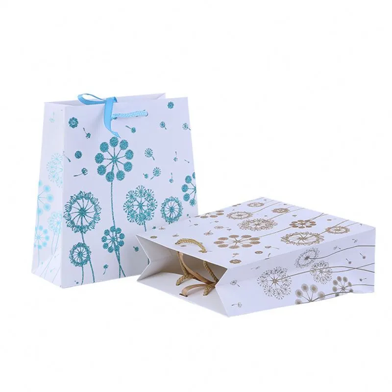 Le logo fait sur commande réutilisent le sac de cadeau de Noël de papier d'emballage pour l'habillement/cadeau/nourriture/emballage 3