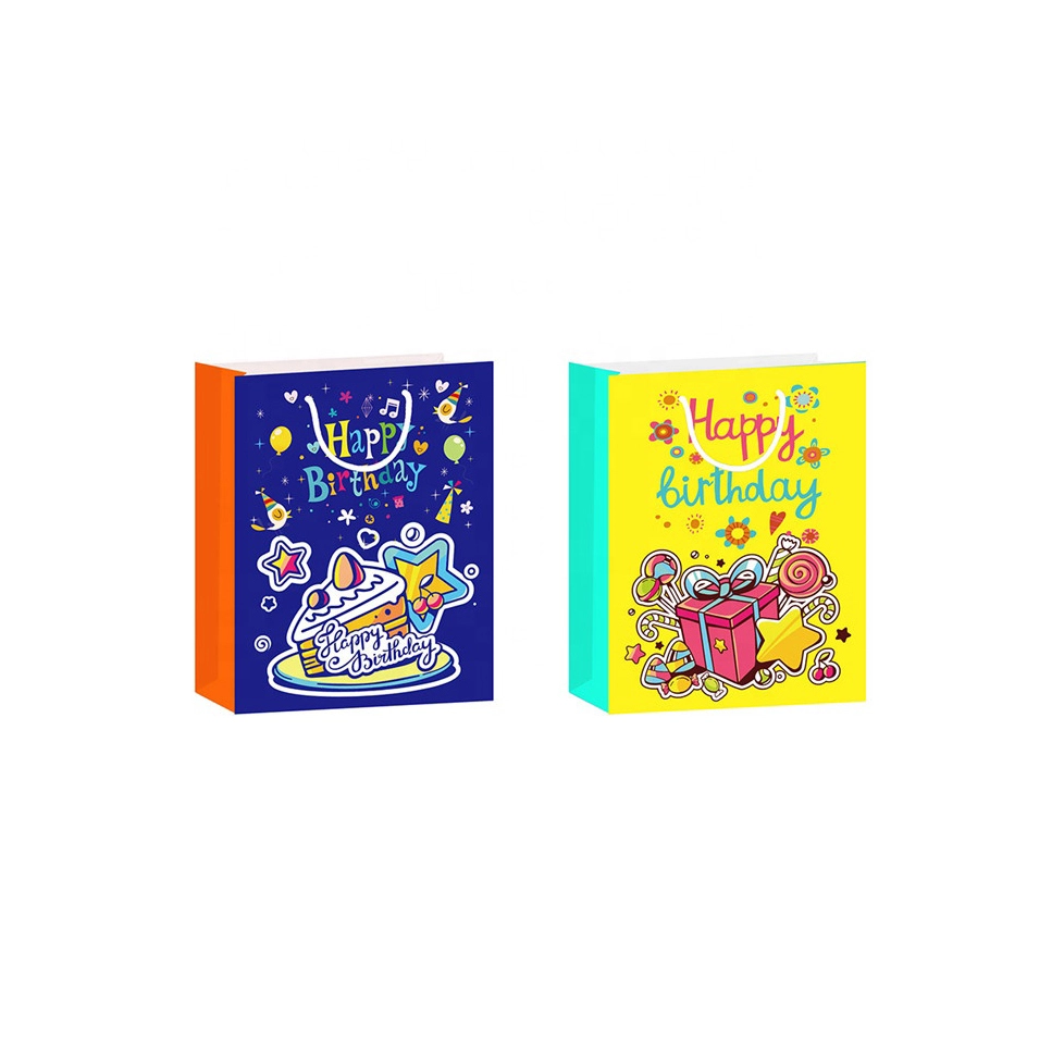 2019 High Quality Portable Personalized Customized Christmas Paper Gift Bag With Rope Handle 1