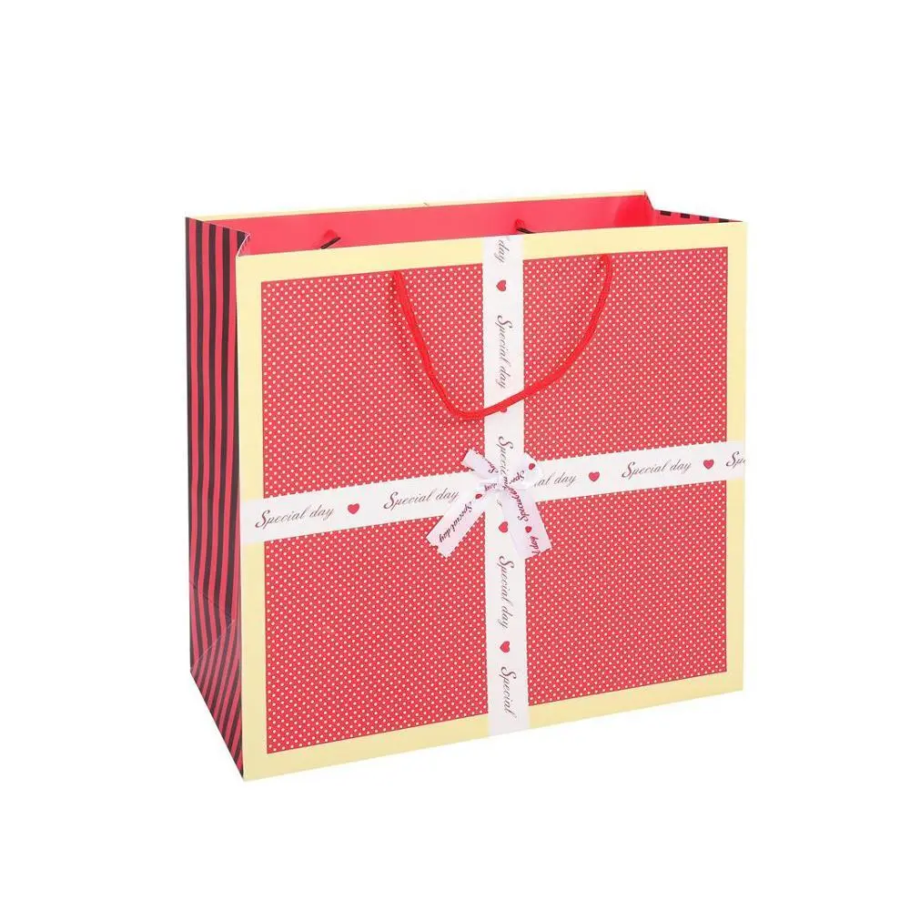 Wholesale Wide Bottom Fashion Eco-friendly Red Wedding Paper Gift Bags With Rope Handles 1