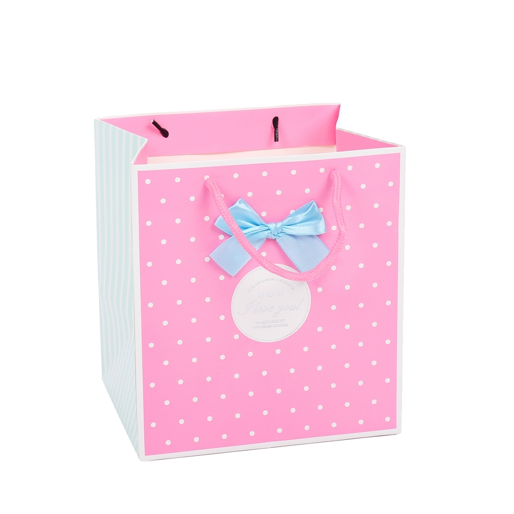 New Design Embossing Double Handle Luxury Durable Foldable Pink Craft Paper Bag 1