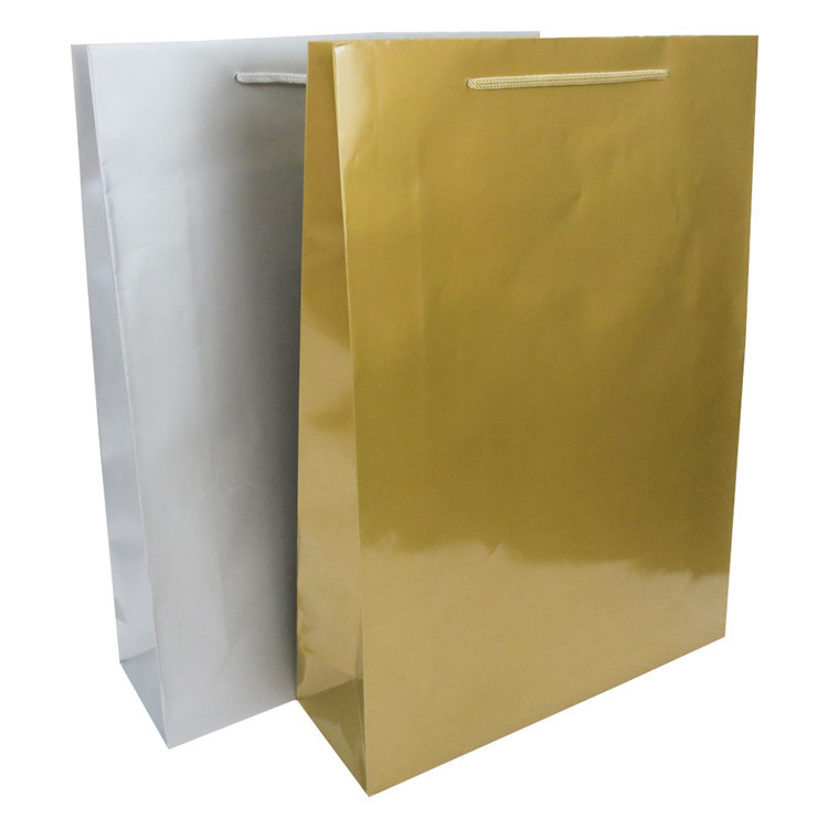 2019 High quality dumb bright film gold silver kraft paper bag with handle wholesale 1