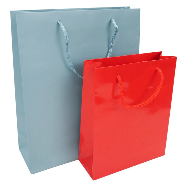 Commerce de gros personnalisé Dumb Bright Film Emballage Craft Sac à provisions en papier kraft avec poignée 2