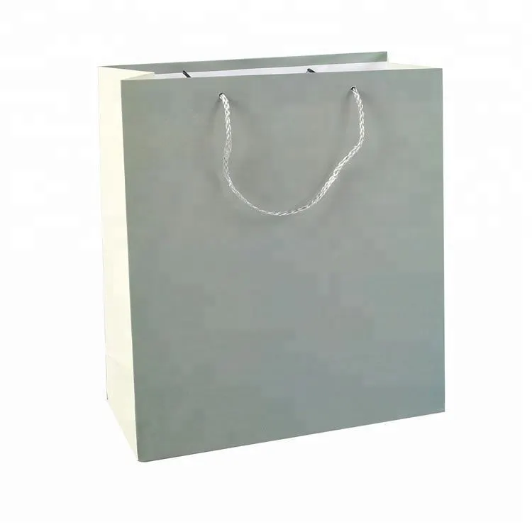 Bolsa de regalo de papel revestido de compras de papel Kraft marrón de tamaño personalizado al por mayor 2