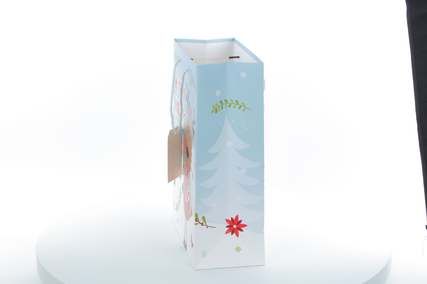Jialan Package holiday gift bags supply for packing christmas gift 3