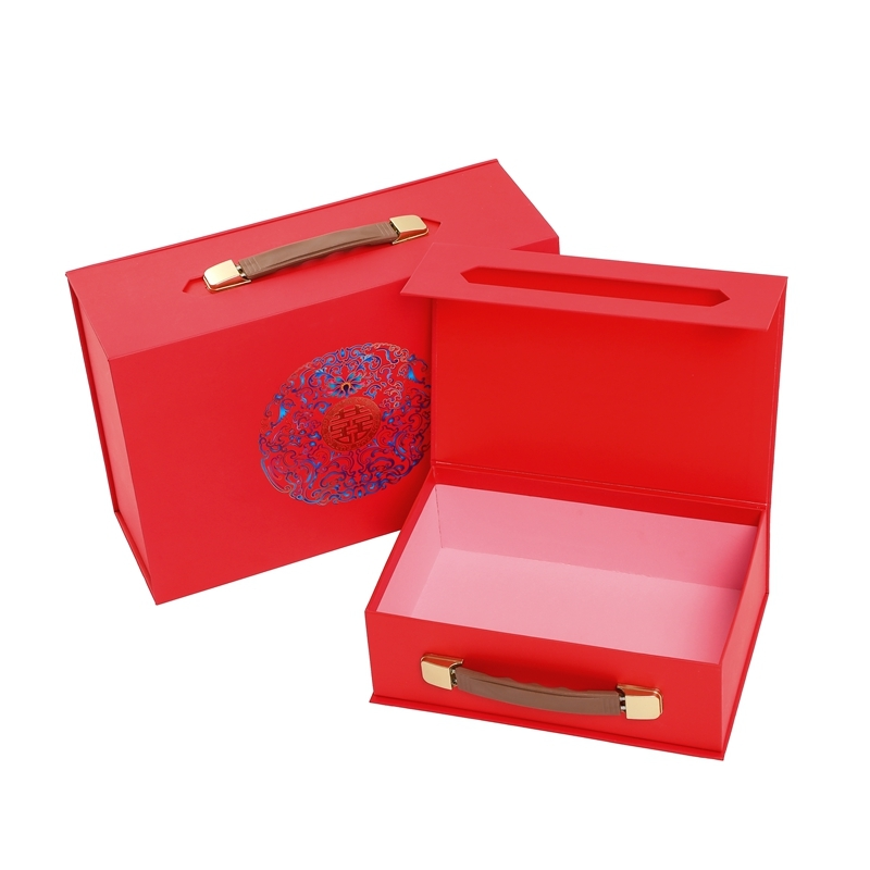 Caja de calidad con suministros de papel para bodas. 4