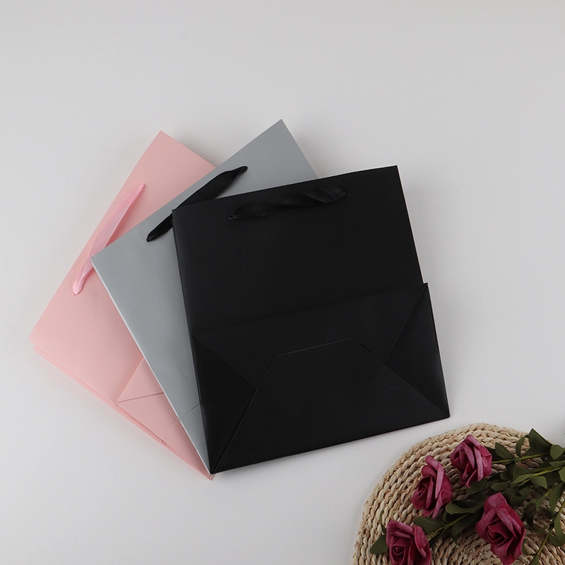 Empresa de bolsas de regalo de cumpleaños hechas a medida para tiendas de regalos. 3