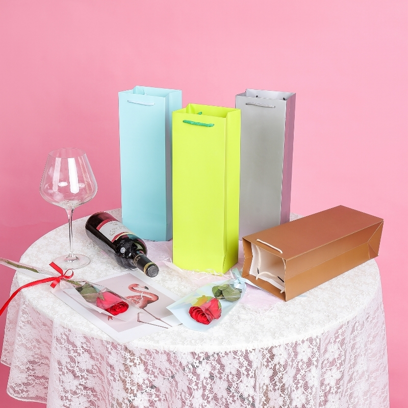 Fornitura di buste di vino personalizzate per enoteche 4