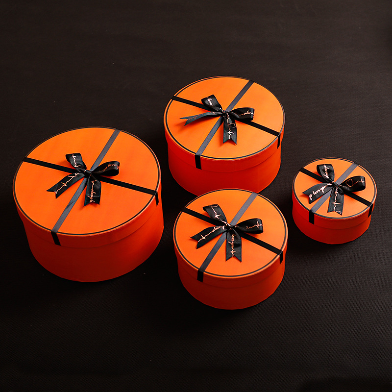 Valentine Custom Logo Circular hugging bucket Valentine Cylinder Flower Gift Boxes 3