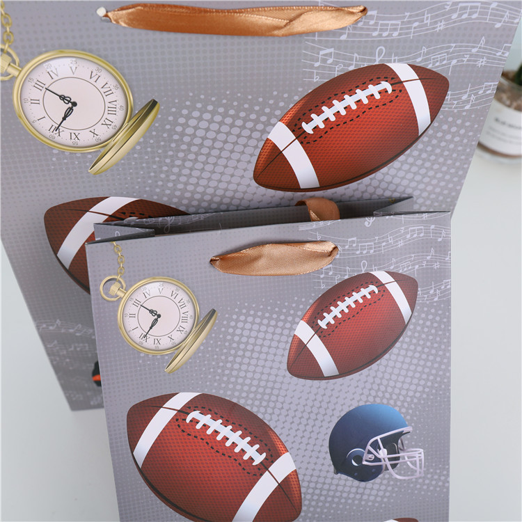 Eco-friendly Wholesale Recyclable Ivory Paper Football Series Gift Bag 2