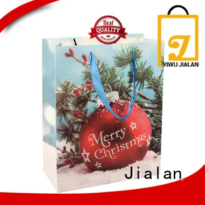 various paper gift bags satisfying for packing birthday gifts 1