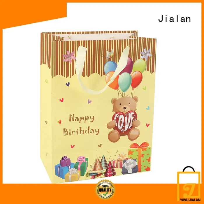 paper gift bags holiday gifts packing 1