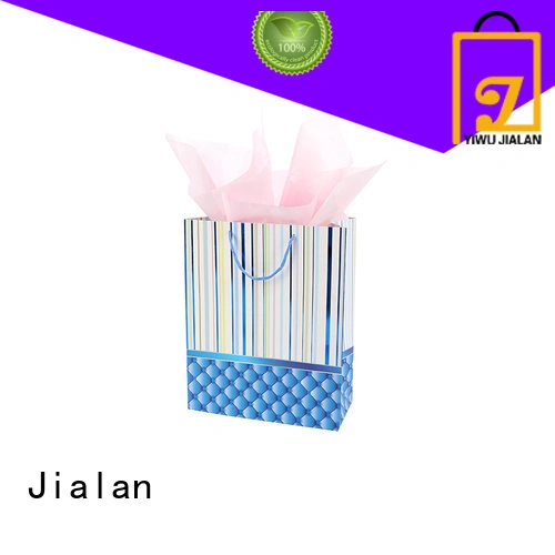 sacs en papier personnalisés optimaux pour emballer des cadeaux d'anniversaire 1
