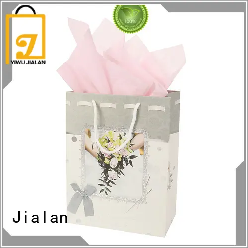 أكياس الهدايا رائعة لتغليف الهدايا1 1