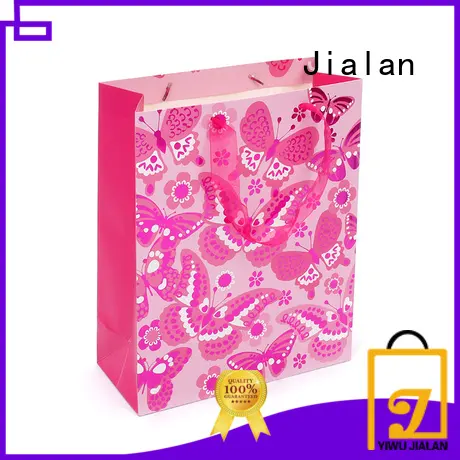 Eco-Friendly paper gift bags perfect for packing birthday gifts 1