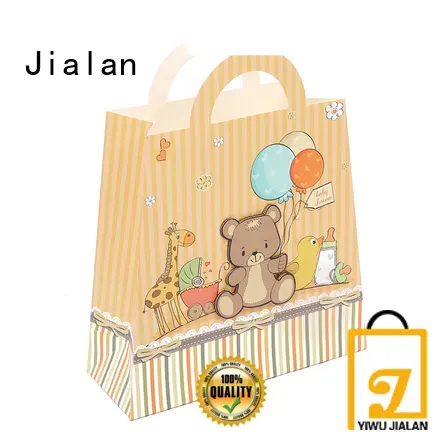 Eco-Friendly paper gift bags satisfying for holiday gifts packing 1