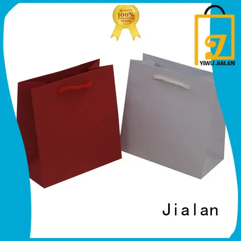 Jialan paper carrier bags indispensable for packing birthday gifts 1