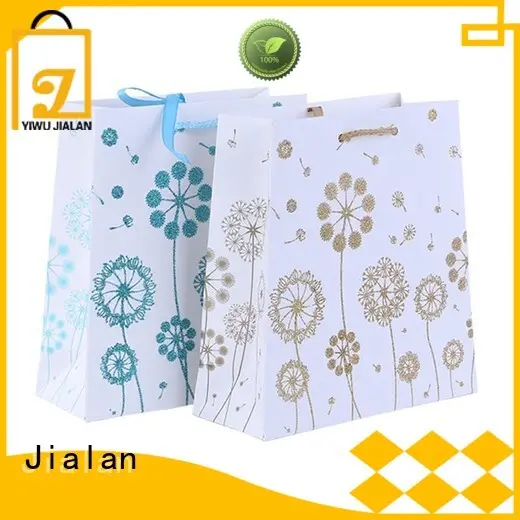 Jialan Empresa de bolsas de papel indispensable para el embalaje de regalos navideños. 1