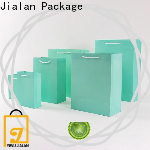 Comprar fábrica de bolsas de regalo de papel para empacar regalos de cumpleaños. 1