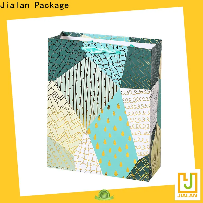 Jialan Emballage fournisseur de sacs-cadeaux en papier noir pour l'emballage de cadeaux 1