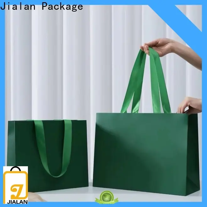 Jialan شركة أكياس الهدايا الرخيصة عالية الجودة لتغليف هدايا العيد 1