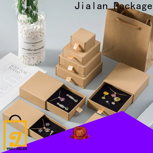 Jialan حزمة جديدة من مصنع علب الهدايا بالجملة لمحلات بيع الهدايا 1