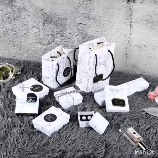 Jialan Confezione all'ingrosso di sacchetti di carta marrone per l'imballaggio dei regali di festa 1