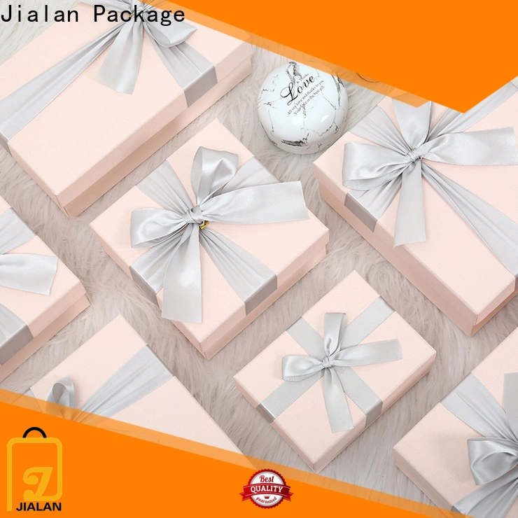 Custom made christmas gift boxes for sale for gift shops 1