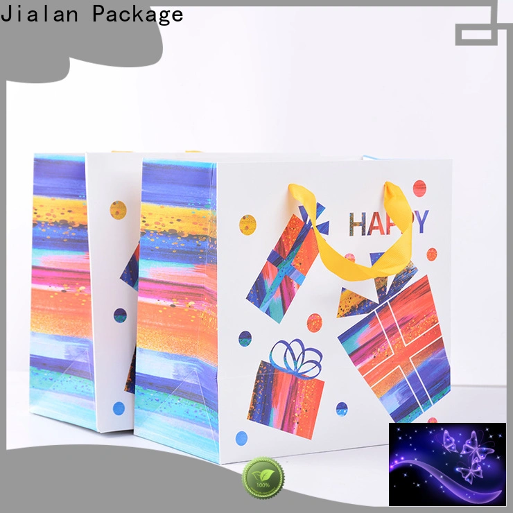 Nuevo fabricante de bolsas de papel con asas para embalaje de regalos navideños 1