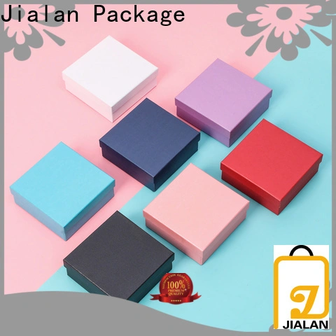 Jialan مصنع تعبئة علب الهدايا الصغيرة لتغليف هدايا عيد الميلاد 1