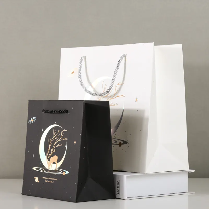 Nuova azienda di sacchetti regalo in carta per l'imballaggio di regali natalizi 4