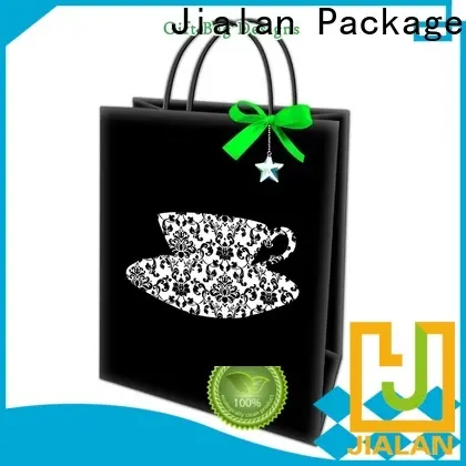 cost saving kraft paper gift bags supplier 1