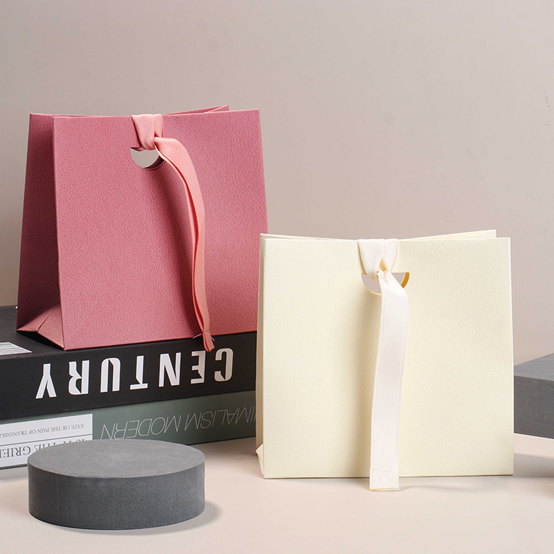 Sacolas de compras de papel premium personalizadas