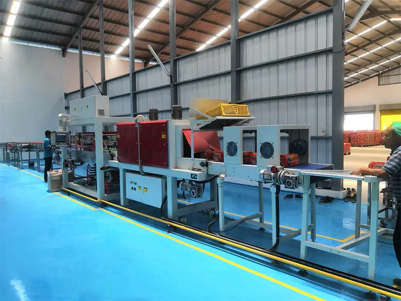 Master the Art of Packaging with Our Advanced Plastic Wrap Machine 1