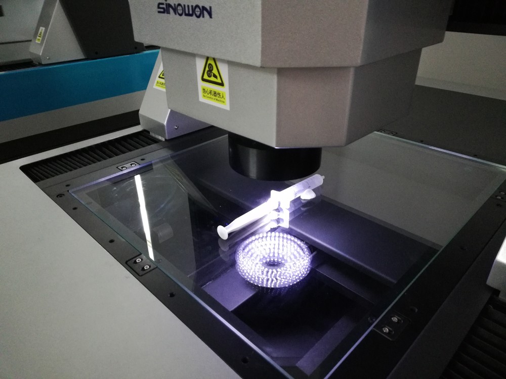 How to Choose Vision Measuring Machine Surface Light and Contour Light?