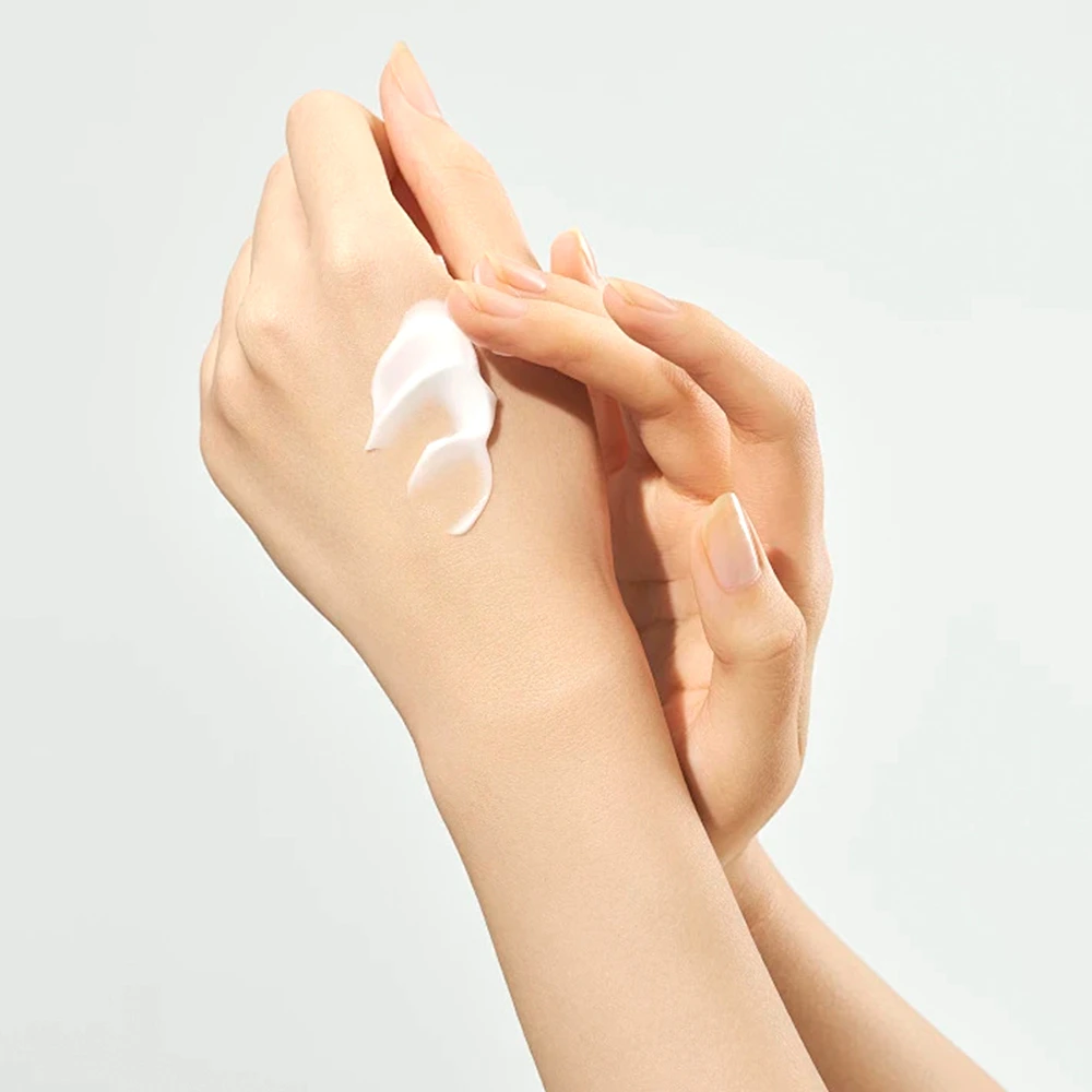 Hand and foot cream 1