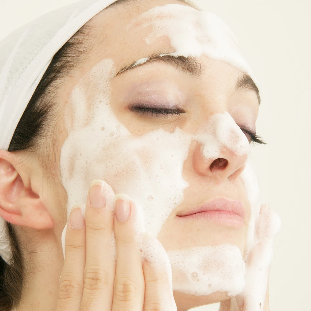 Make up remove 1